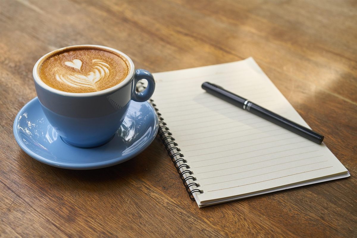 プロンプトの書き方をメモしながら試している様子